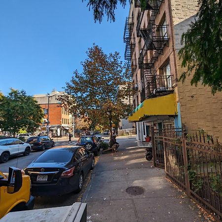 Fawlty Towers In Williamsburg Apartment New York Exterior photo